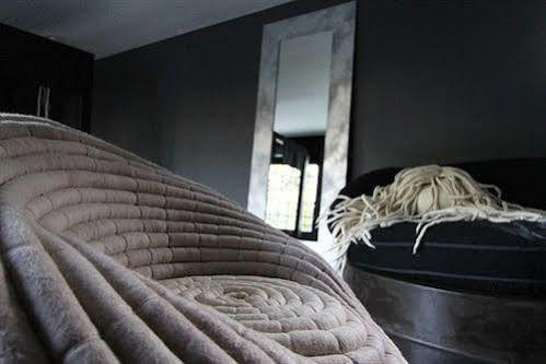 Latitude 13 Degrees Hotel Lilongwe Luaran gambar